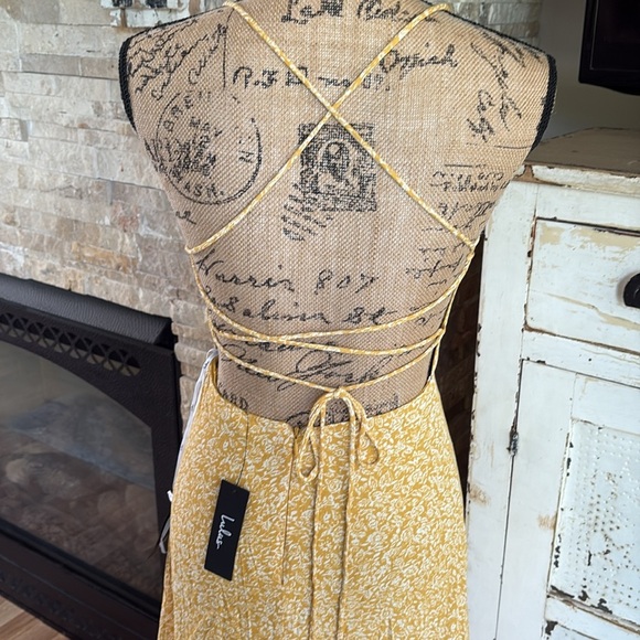 Lulu’s Charming Dedication Yellow Floral Sleeveless Lace-Up Midi Dress - Picture 11 of 15